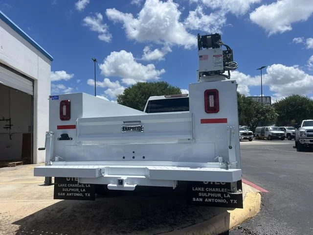 New 2025 Summit White Chevrolet Work Truck image 19