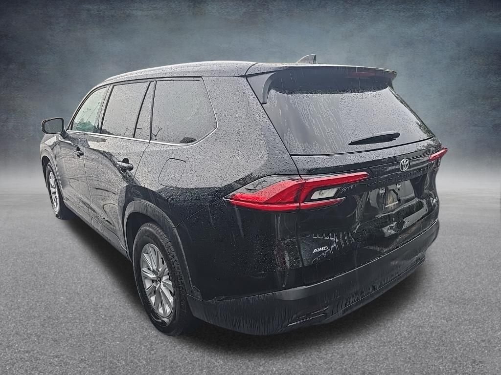 Used 2026 Midnight Black Metallic Toyota XLE image 5