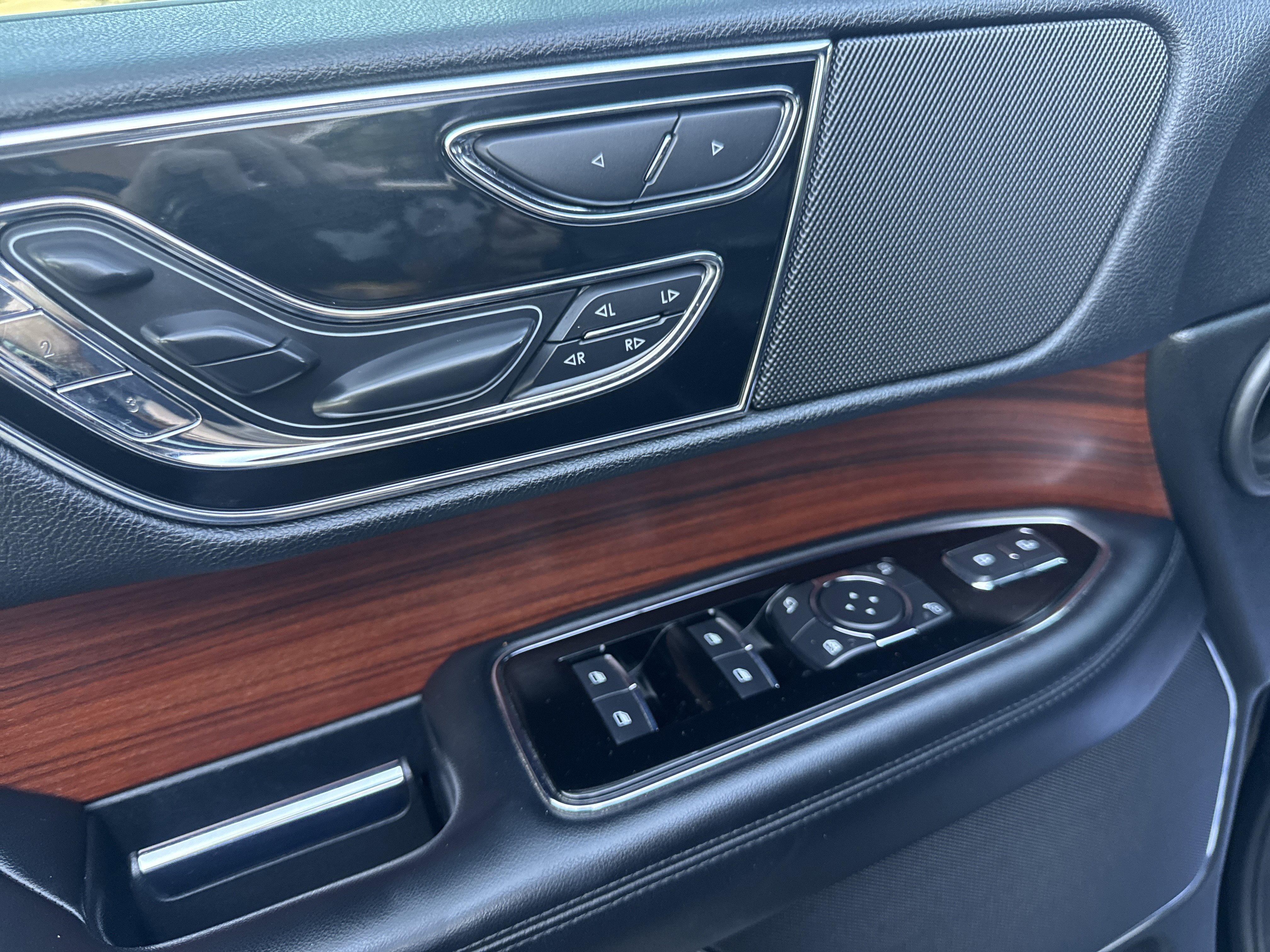 2021 Lincoln Navigator Reserve - Photo 23