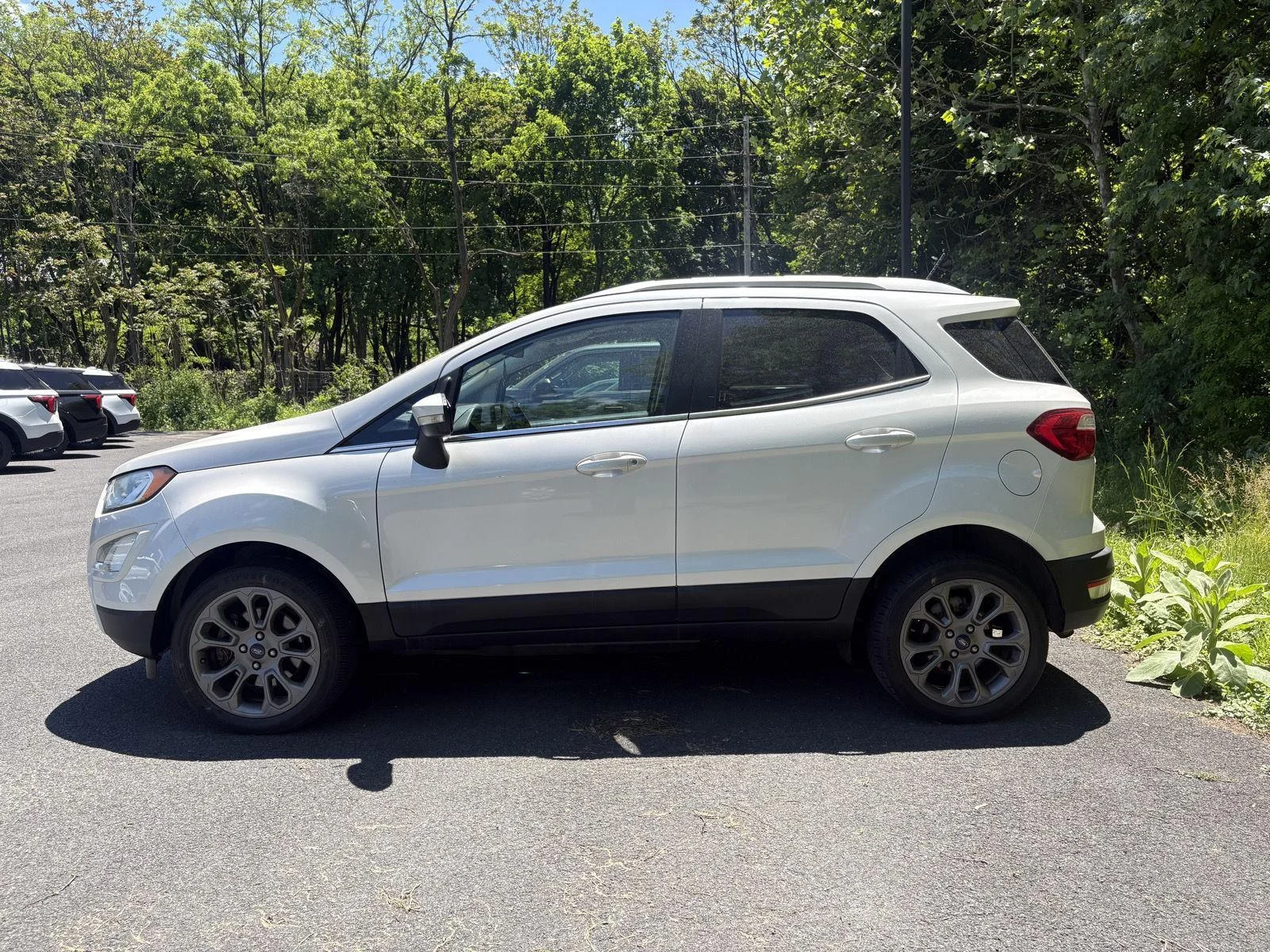 Used 2018 White Platinum Metallic Tri-Coat Ford Titanium image 4