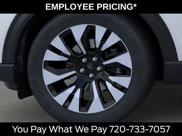 New 2026 Star White Metallic Tri-Coat Ford Platinum™ image 19