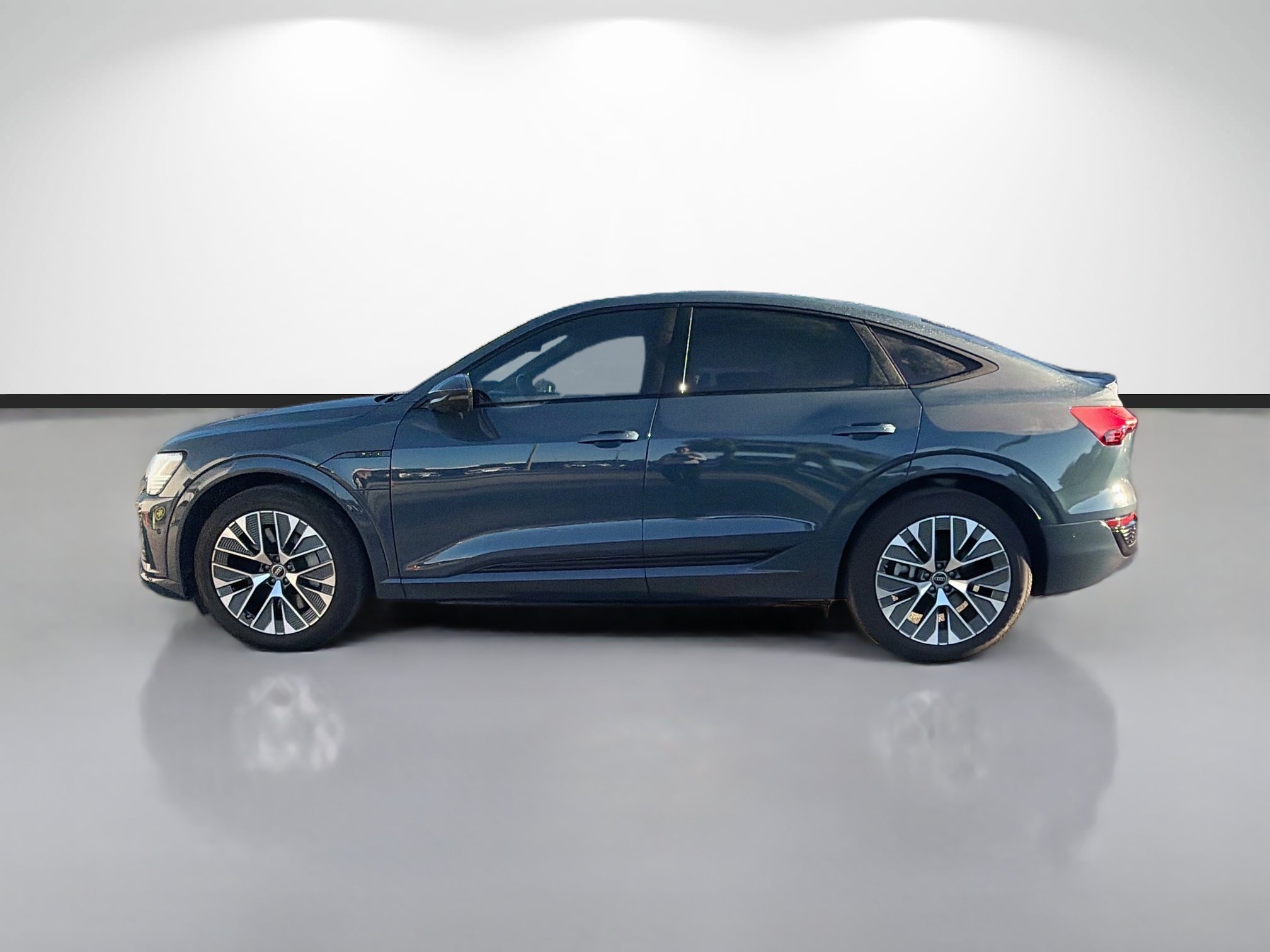 Used 2024 Plasma Blue Metallic Audi S line Prestige image 6
