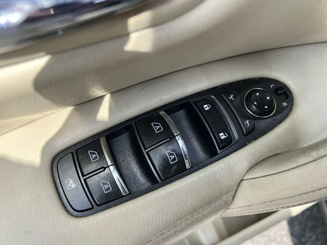 Used 2018 Blue INFINITI Base image 35