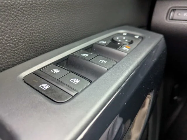 Used 2024 Blue Nissan SV image 22