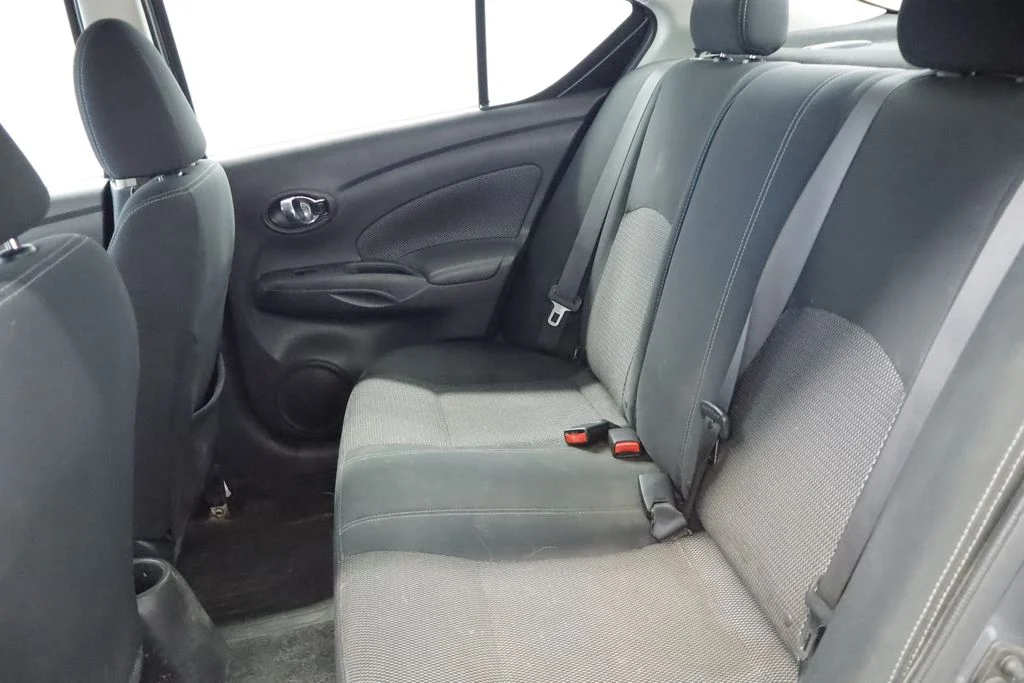 Used 2018 Gray Nissan 1.6 SV image 18