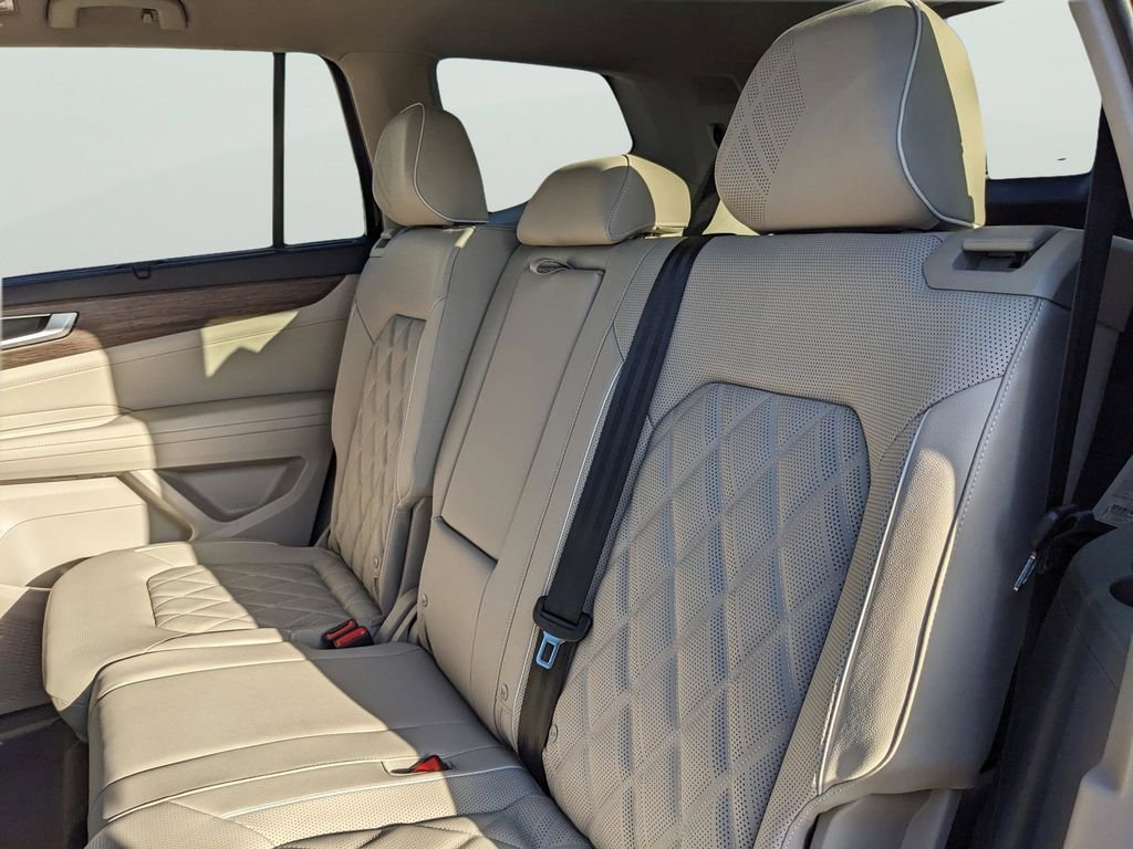 2026 Volkswagen Atlas SEL Premium R-Line - Photo 17