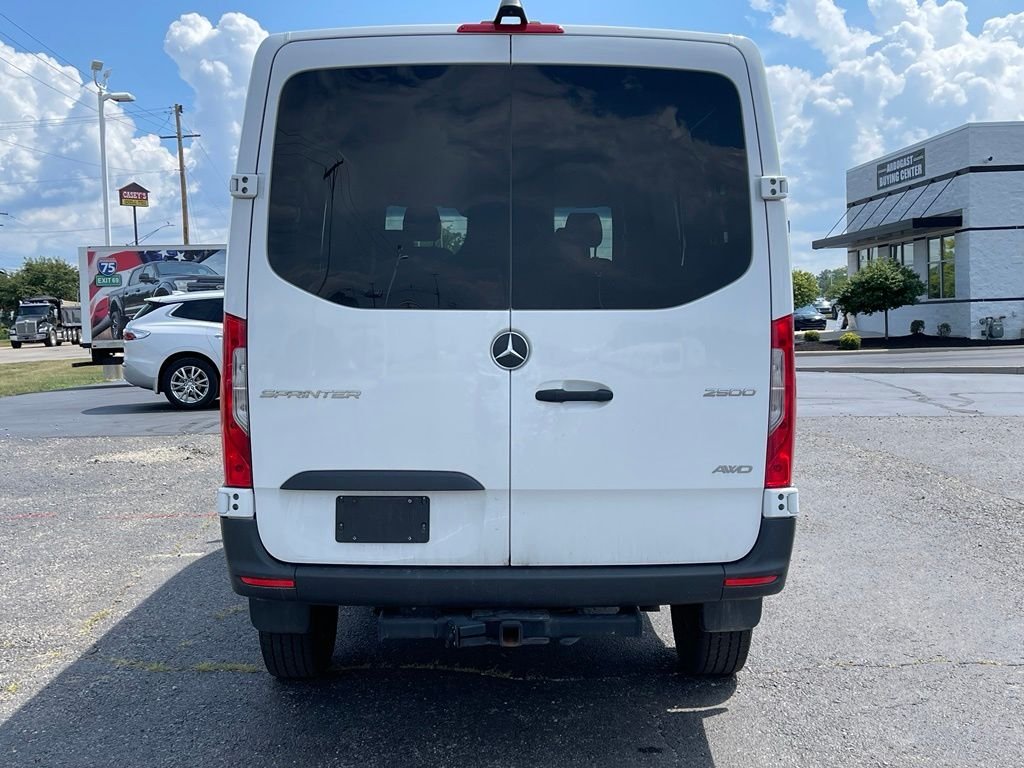 Used 2026 Gray White Mercedes-Benz Cargo 144 WB image 6