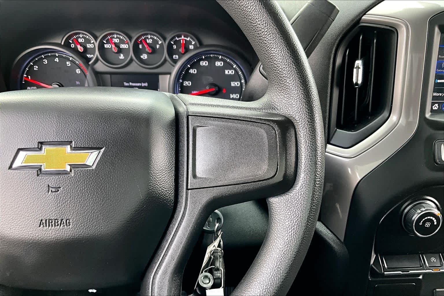 Used 2021 NORTHSKY BLUE METALLIC Chevrolet Custom image 25