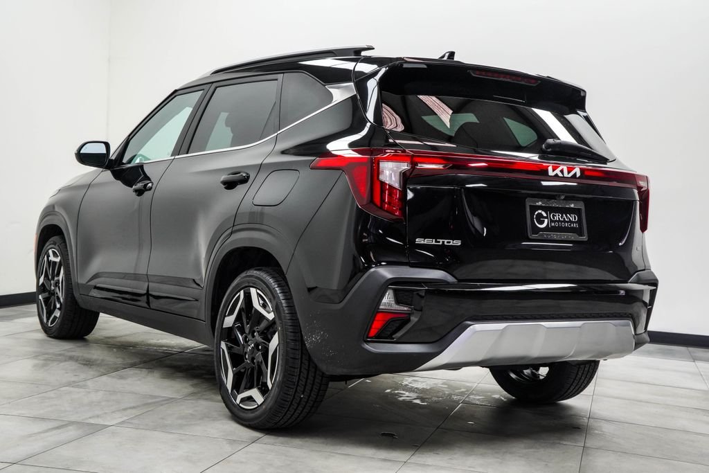 Used 2024 Black Kia SX image 12
