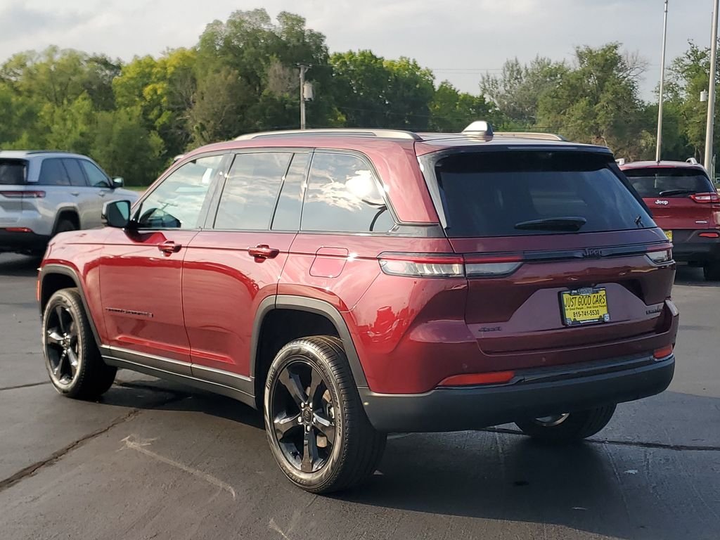 Used 2025 Red Jeep Limited image 3