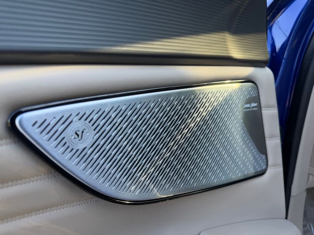Used 2023 Bianco Astro Metallic Maserati GT image 21