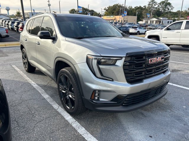 Used 2025 Silver GMC Elevation image 2