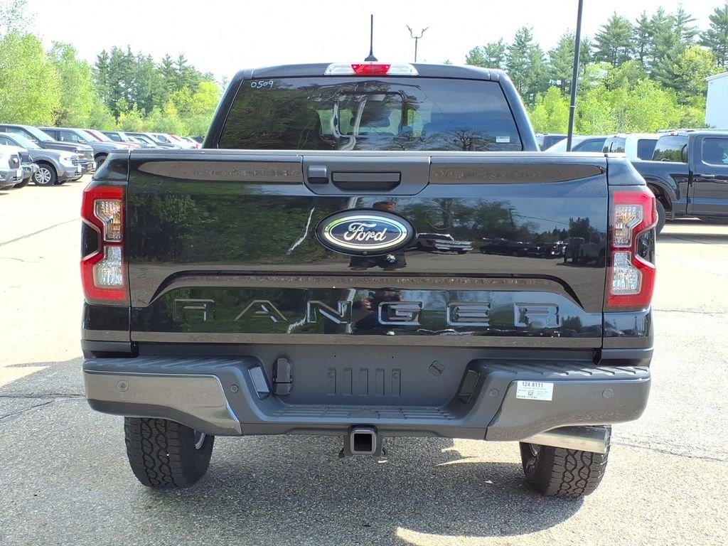 New 2026 Shadow Black Ford XLT image 6