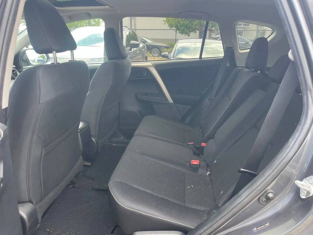 Used 2013 Gray Toyota XLE image 9