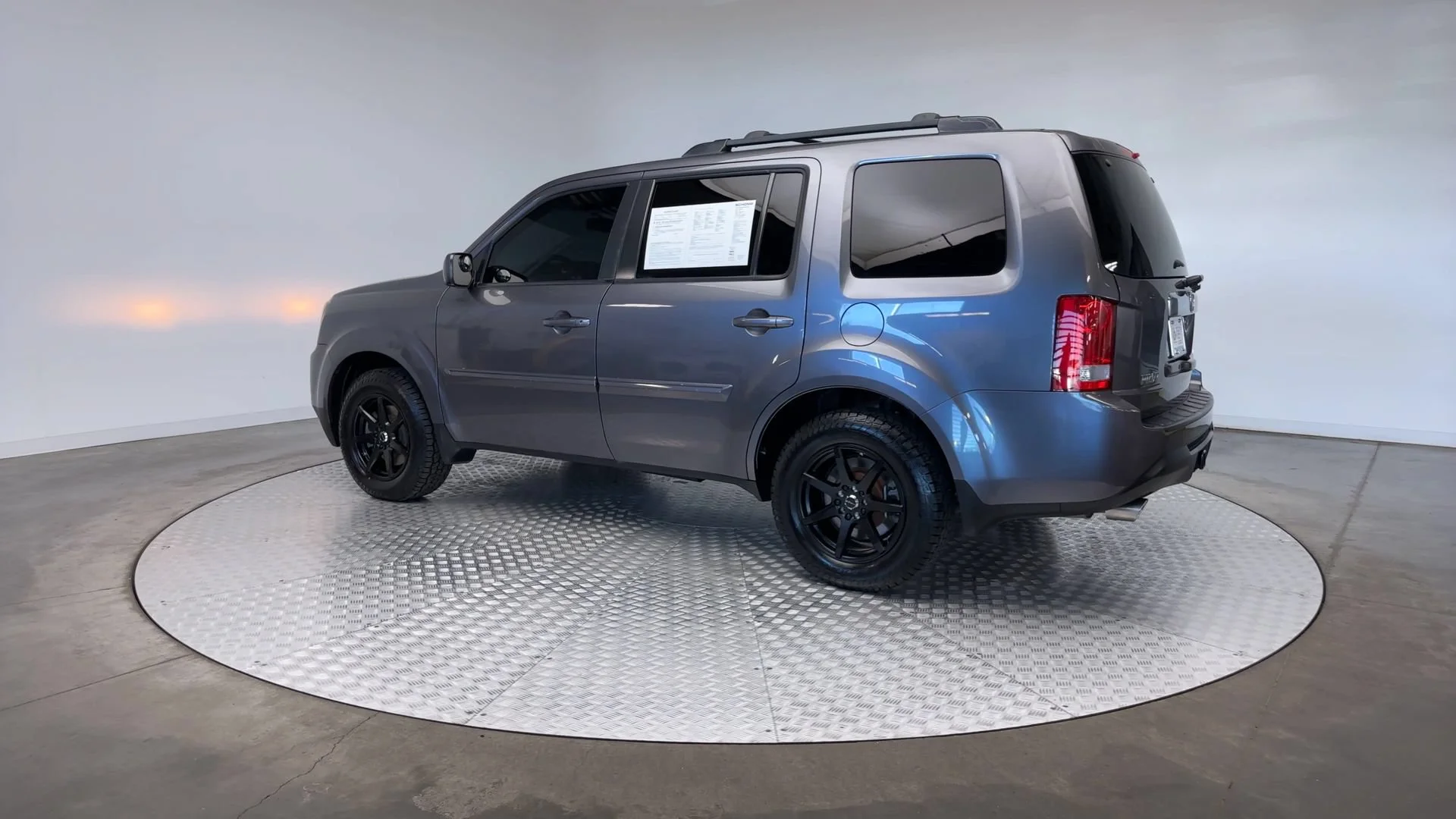 Used 2015 Modern Steel Metallic Honda EX-L image 6