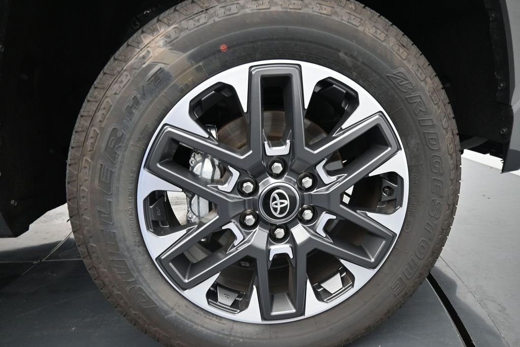 Used 2026  Toyota Limited image 11