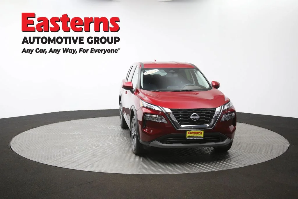Used 2023 Red Nissan SV image 51