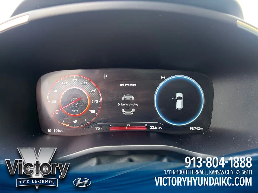 Used 2022 Red Hyundai Calligraphy image 15