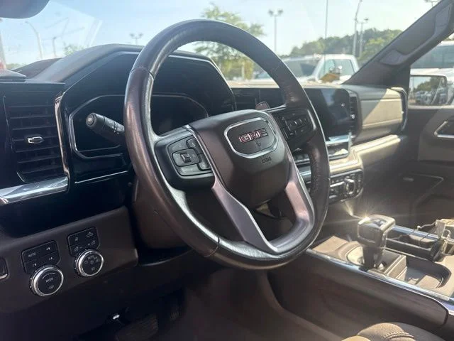 Used 2023 White GMC SLT image 15
