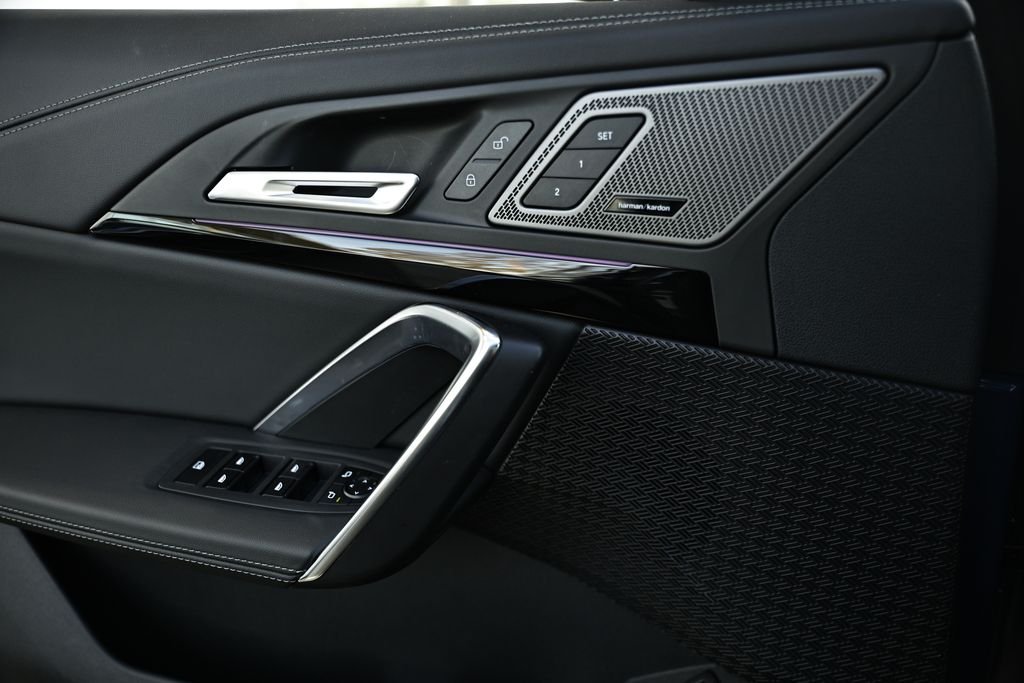 New 2026 Night Dusk Blue Metallic BMW xDrive28i image 13