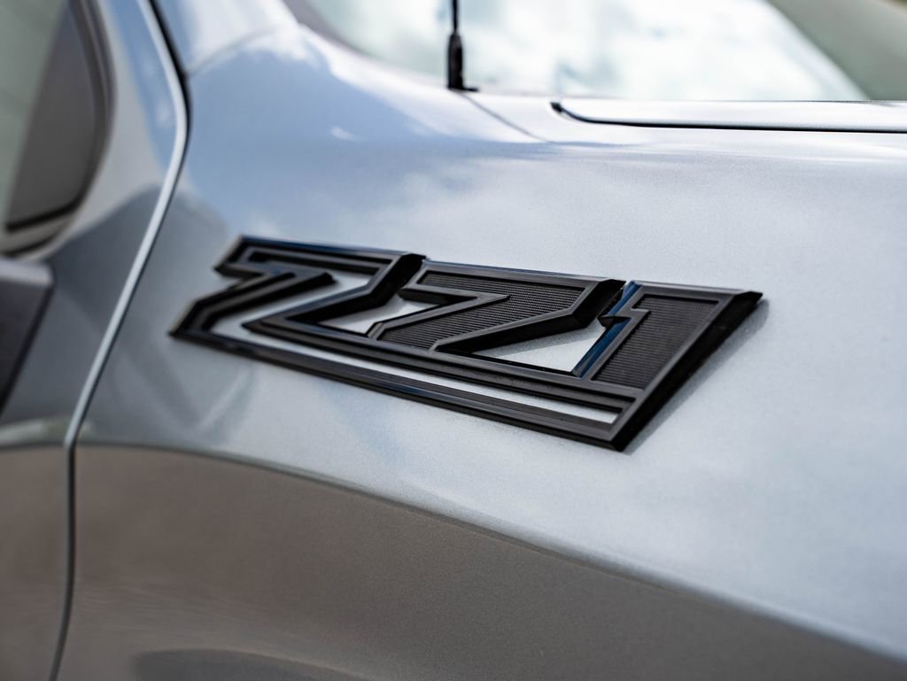 Used 2023 Sterling Gray Metallic Chevrolet RST image 19