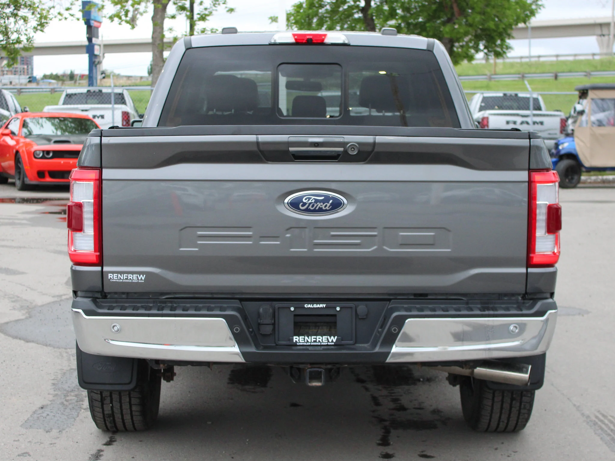 Used 2022 Grey Ford LARIAT * Hybrid V6 | 3M PPF | Remote Start | Adaptive Cruise | Tonneau Cover | Apple CarPlay image 14
