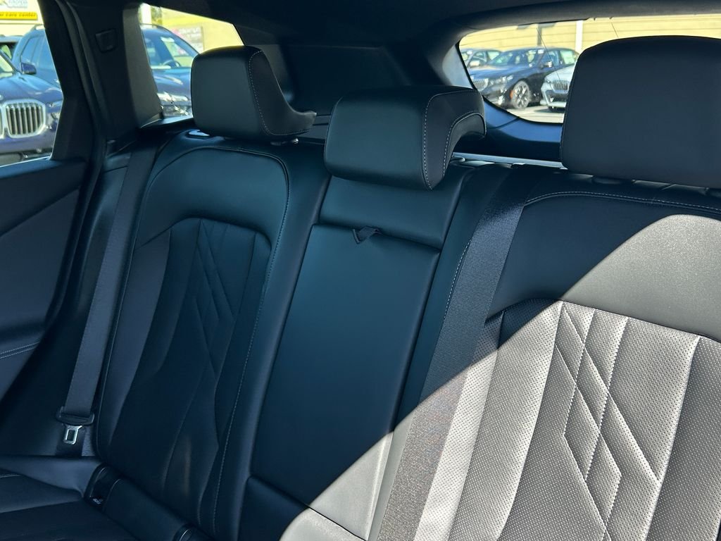 Used 2026 Skyscraper Grey Metallic BMW 30 xDrive image 32