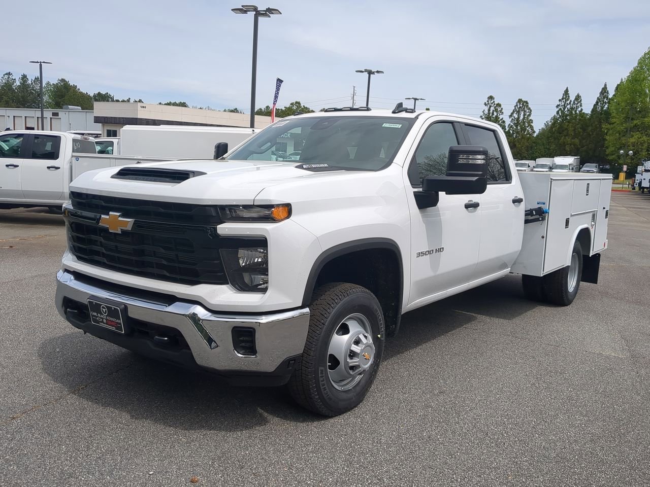 New 2026 Summit White Chevrolet Work Truck image 4