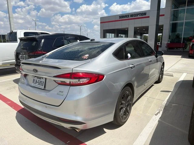 Used 2018 Silver Ford SE image 5