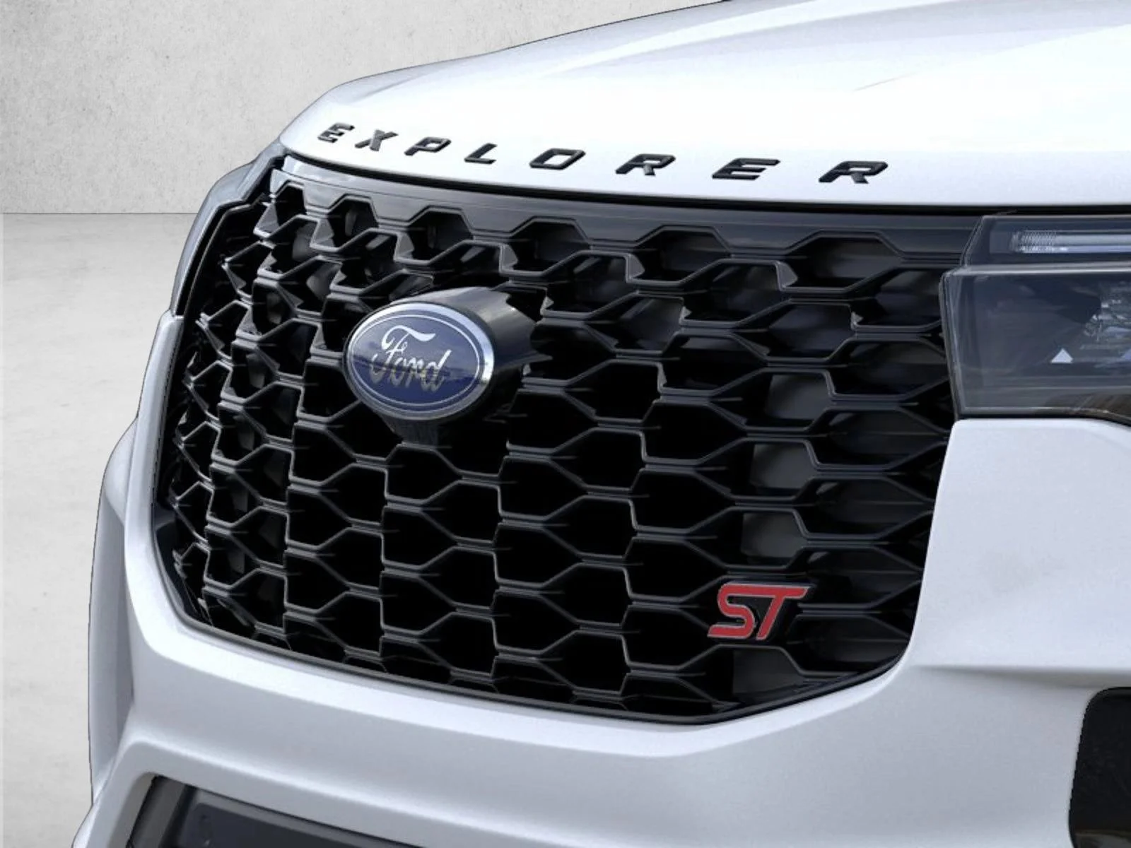 2026 Ford Explorer ST - Photo 17