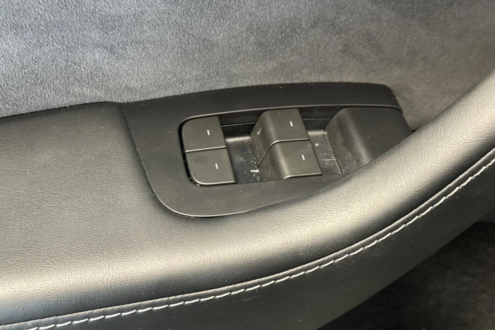 Used 2024  Tesla Long Range image 14