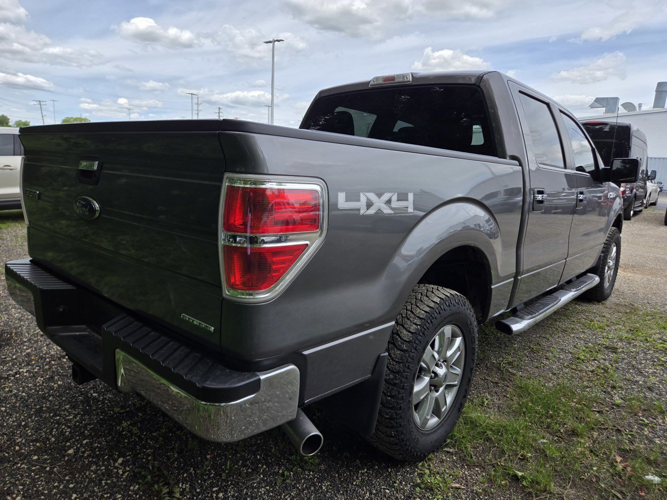 Used 2013 Black Ford  image 4