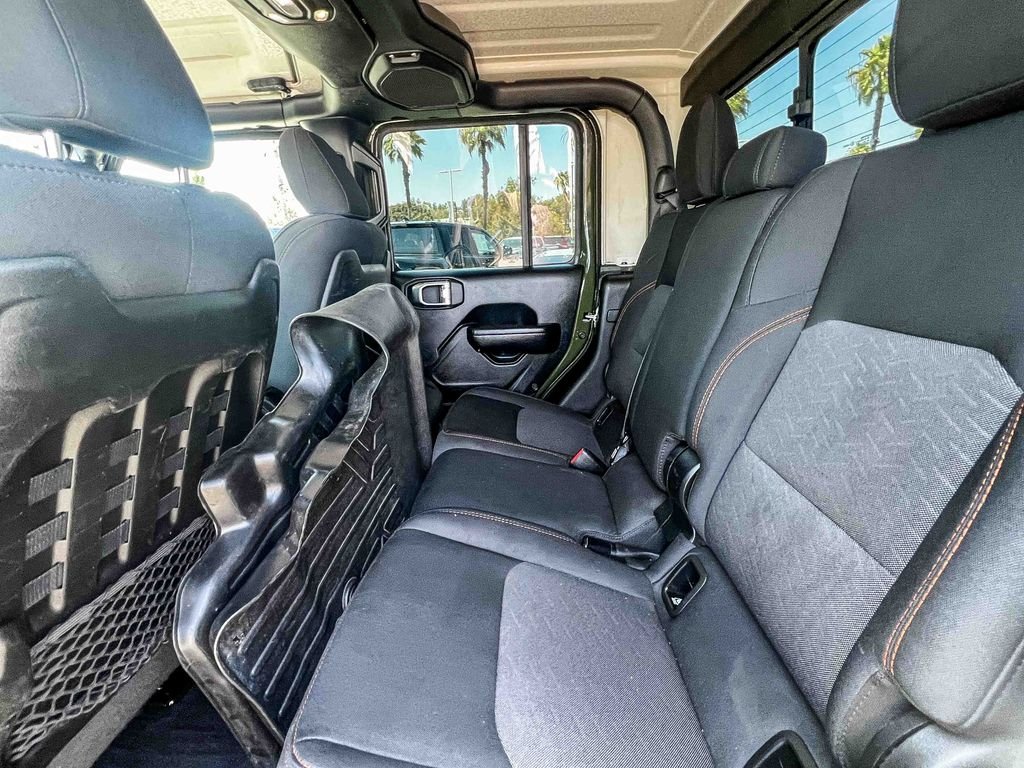Used 2021 Green Jeep Mojave image 17