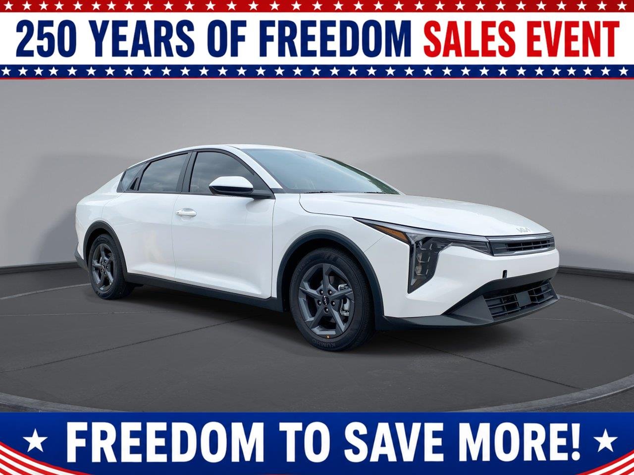 New 2026 Snow White Pearl Kia LXS image 1