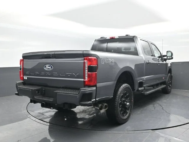 New 2027 Carbonized Gray Metallic Ford F-250® Lariat® image 23