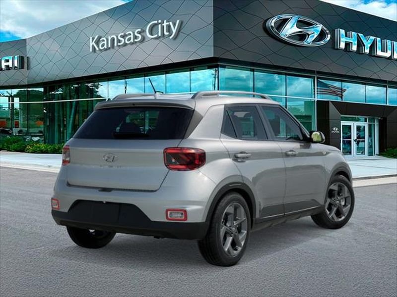 New 2026 Shimmering Silver Hyundai SEL image 4