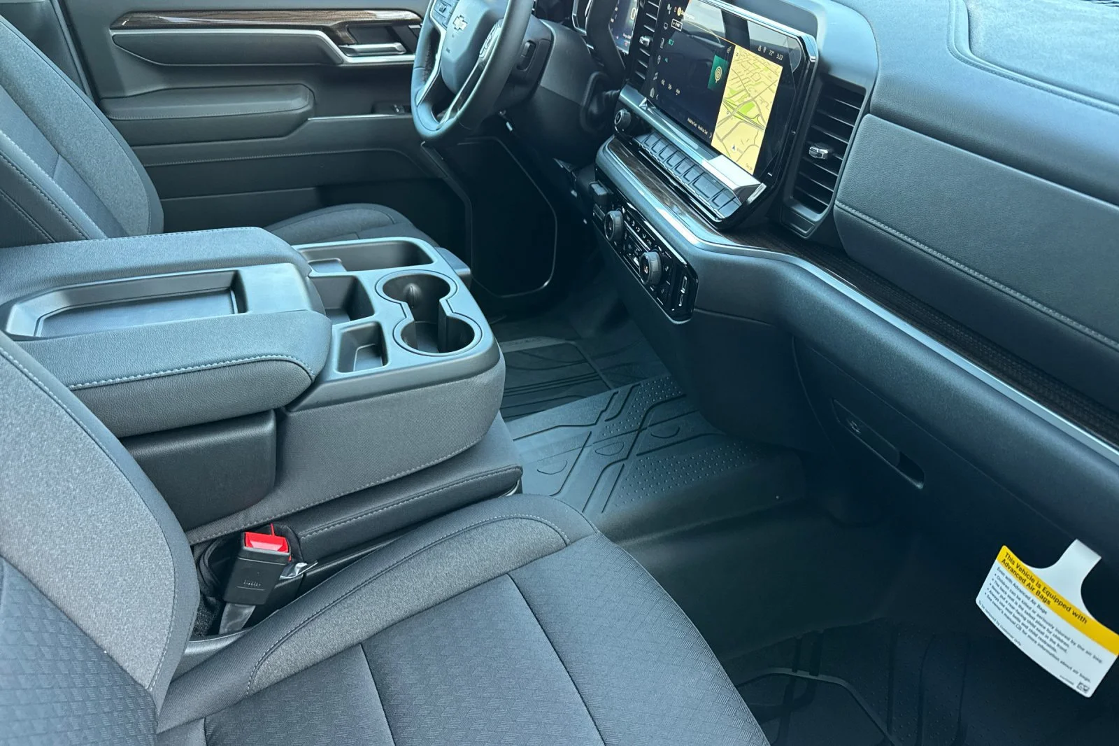 2026 Chevrolet Silverado 2500 HD LT view 14