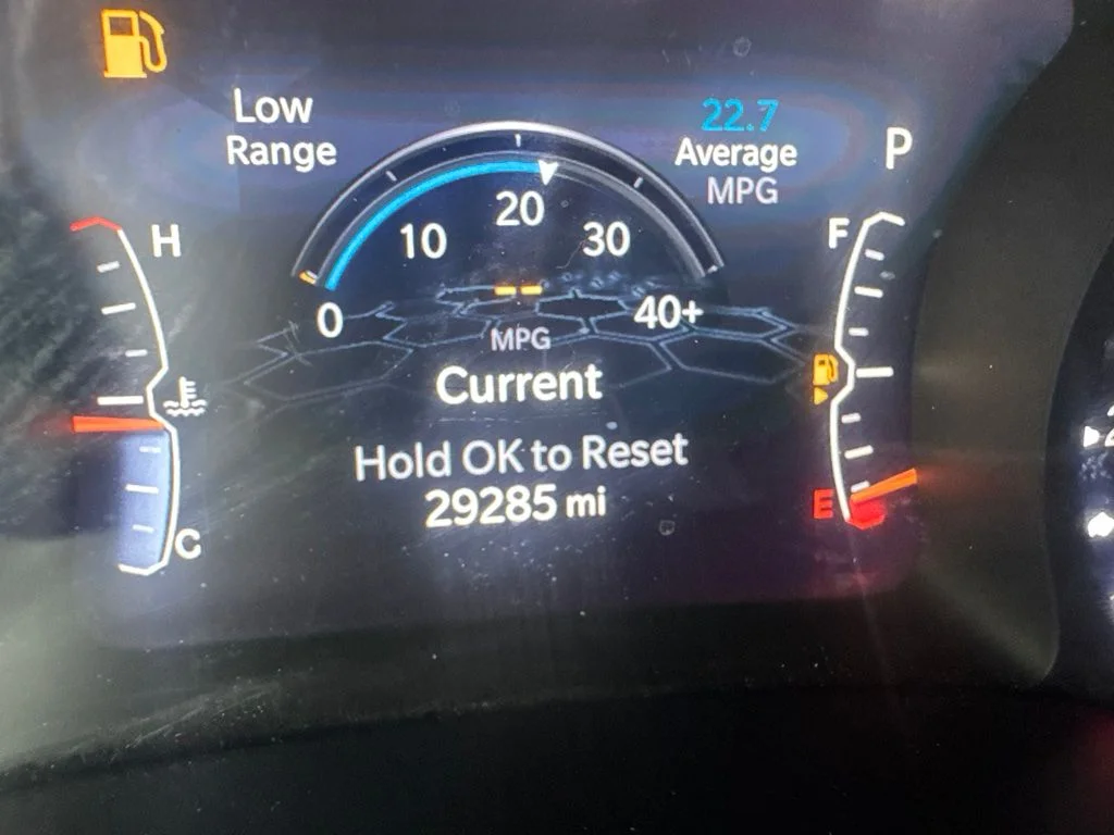 Used 2025 Silver Jeep Trailhawk image 15