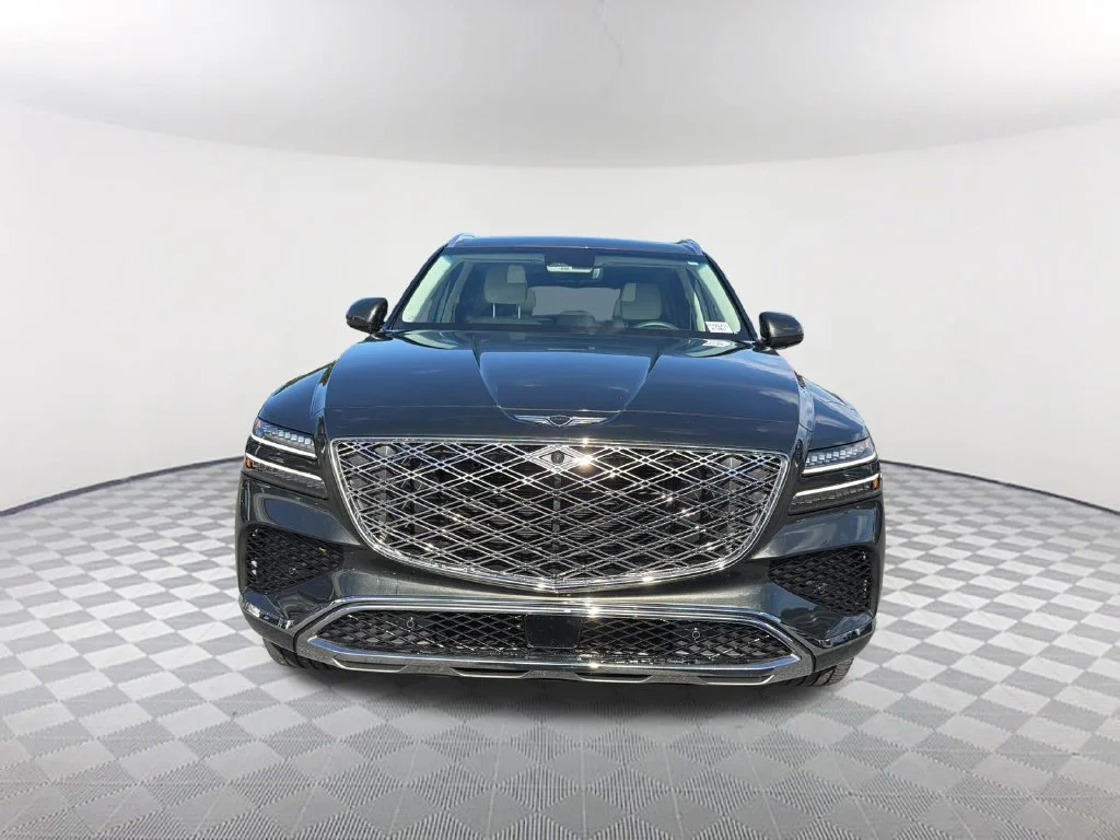 Used 2025 Green Genesis 3.5T Prestige image 2