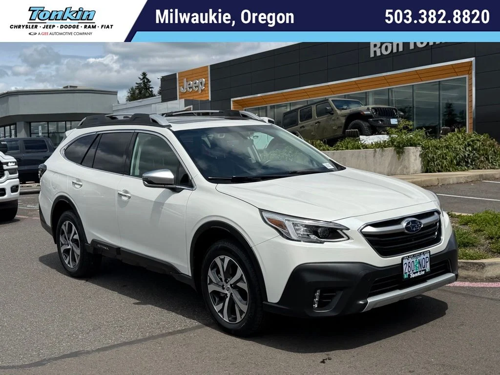 2022 Subaru Outback Touring's photo