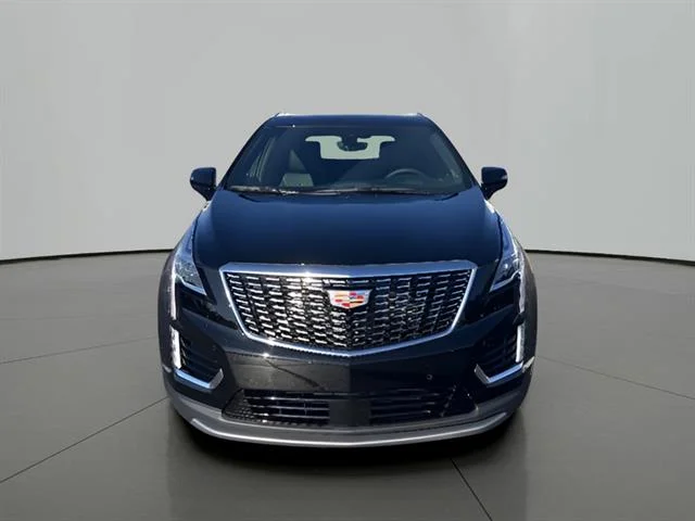 Certified Used 2025 Stellar Black Metallic Cadillac Premium Luxury image 8