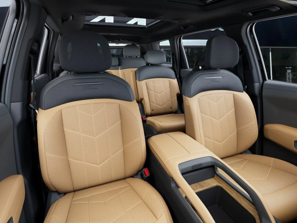 New 2027 Ebony Black Kia X-LINE SX image 15