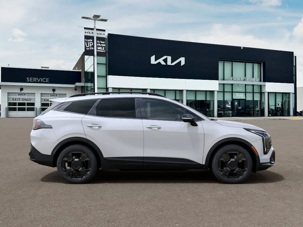 New 2027 Snow White Pearl Kia X-Line image 7