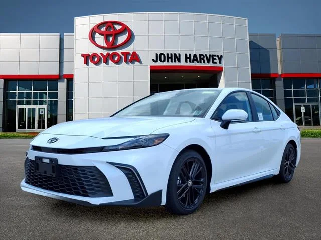 2026 Toyota Camry SE Hybrid's photo