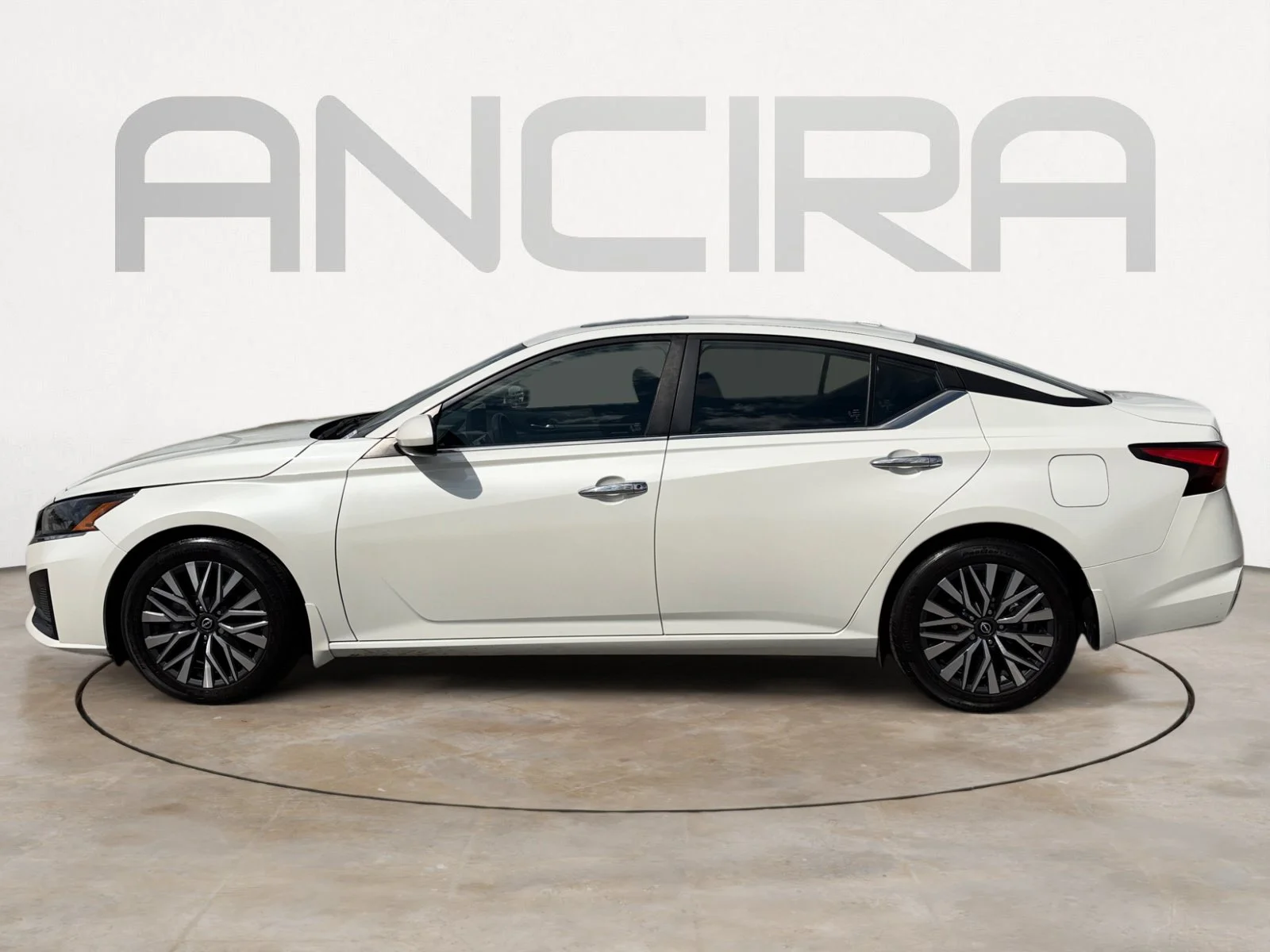 Used 2023 Pearl White Tricoat Nissan 2.5 SV image 7