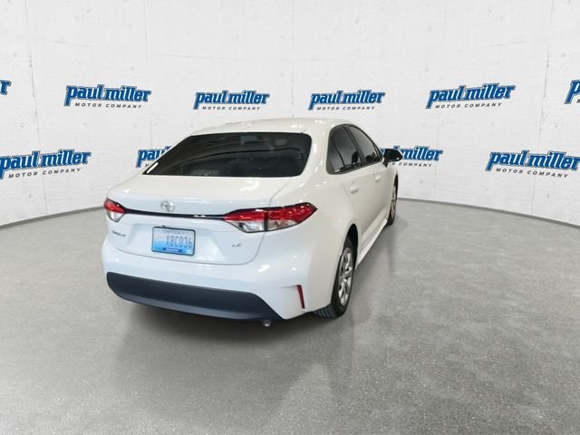 Used 2023 White Toyota LE image 10