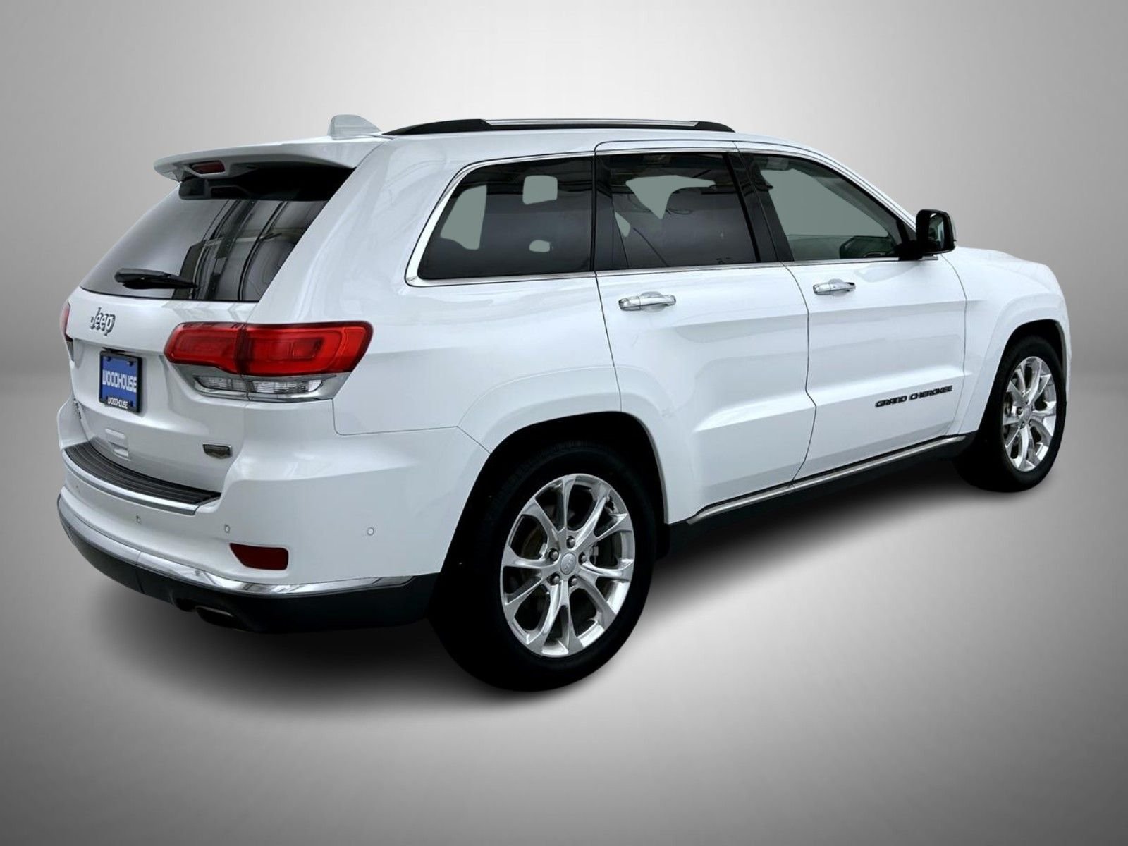 Used 2020 White Jeep Summit image 5