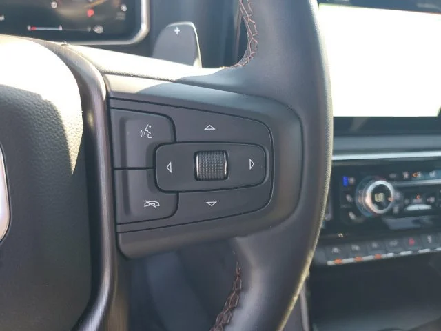 Used 2026 Sterling Metallic GMC AT4 image 19