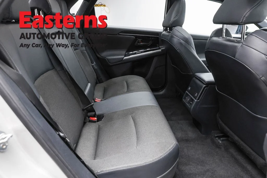 Used 2024 Silver Toyota XLE image 23