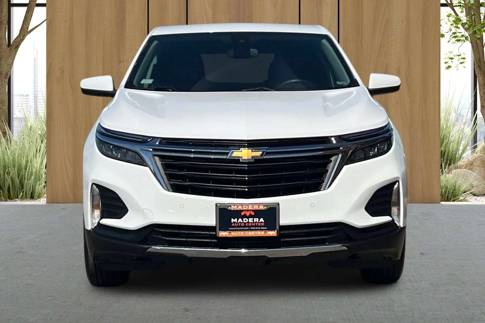 Used 2024 Summit White Chevrolet LT image 9